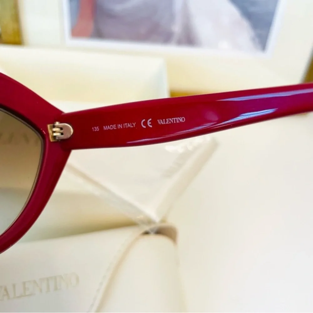 Valentino Kids/Teens Cat-eye Sunglasses - Picture 3 of 6